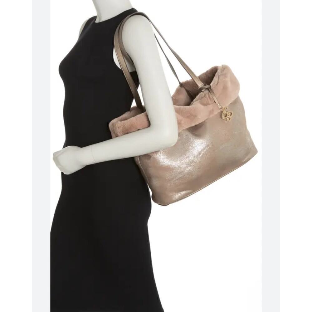 Jessica Simpson Flora Faux Fur Tote Bag In Champagne - Picture 2 of 14
